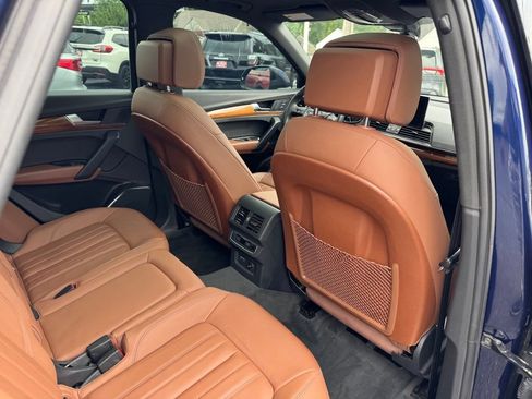 Used 2023 Audi Q5 2.0T Premium w/ Convenience Package AWD/4WD image 25