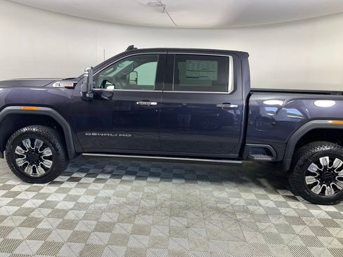 New 2026 GMC Sierra 2500 Denali w/ Denali Reserve Package image 4
