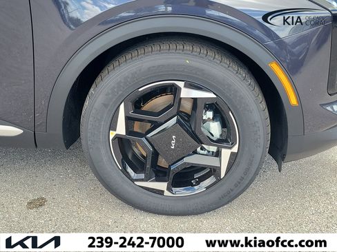 New 2026 Kia Sportage EX image 7