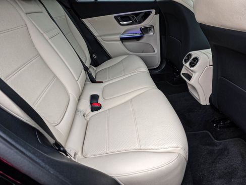 New 2026 Mercedes-Benz GLC 300 4MATIC image 35