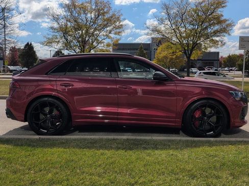 New 2025 Audi RS Q8 performance image 40