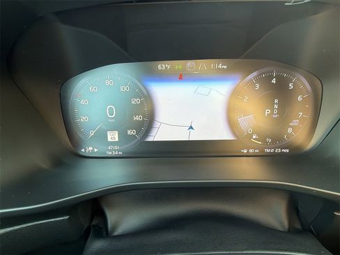 Used 2022 Volvo XC40 T5 R-Design w/ Advanced Package image 27