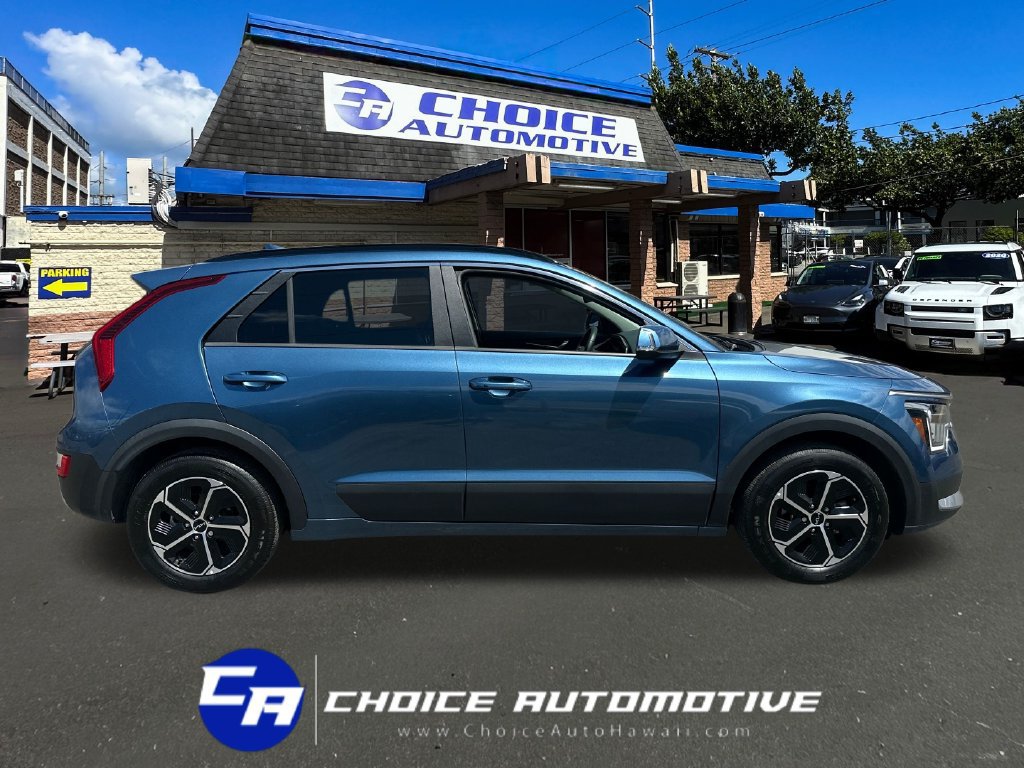 Used 2025 Kia Niro EX FWD image 9