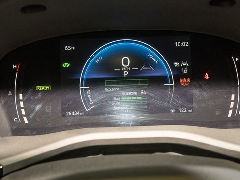 Used 2025 Toyota Camry LE image 15