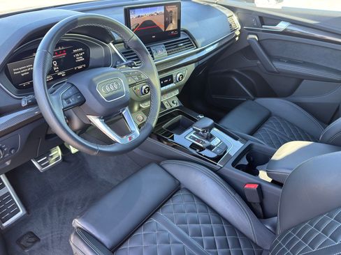Used 2024 Audi SQ5 Premium Plus image 8