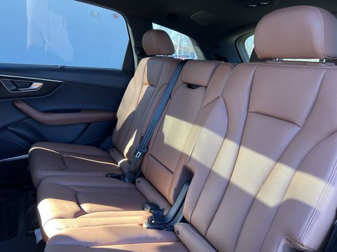 Used 2023 Audi Q7 3.0T Prestige w/ Prestige Package image 34