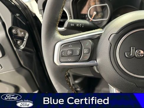 Used 2024 Jeep Wrangler Sahara w/ Technology Group image 11