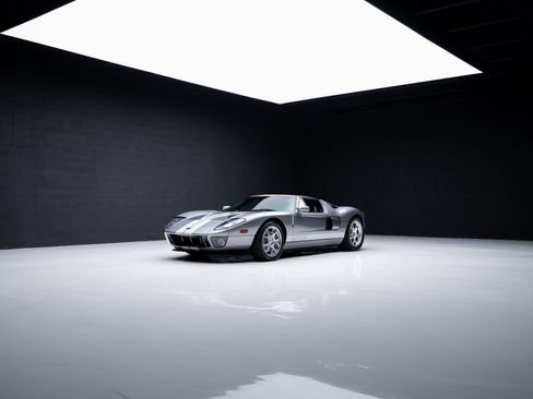 Used 2006 Ford GT image 79