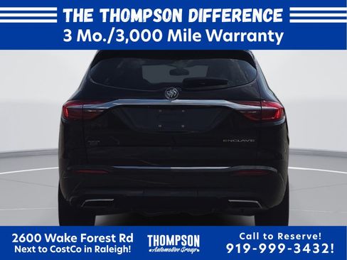 Used 2019 Buick Enclave Essence w/ LPO, Luxury Package FWD image 4