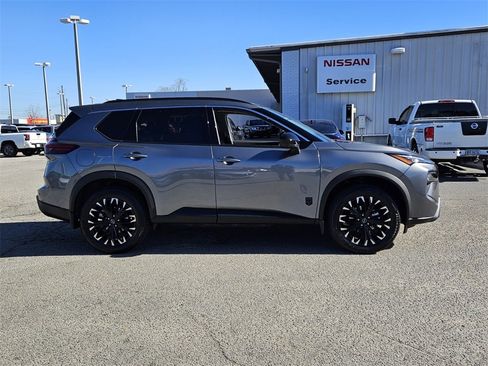 New 2026 Nissan Rogue SV image 14