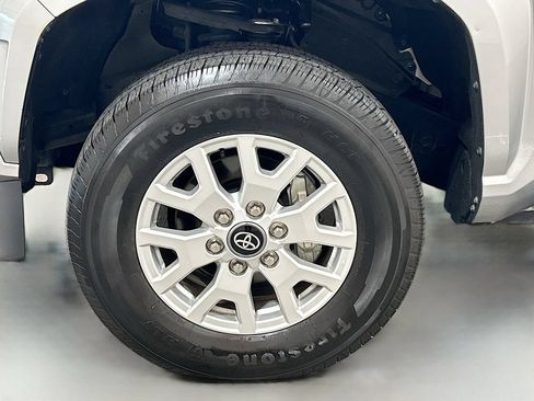 Used 2025 Toyota Tacoma SR5 RWD image 26