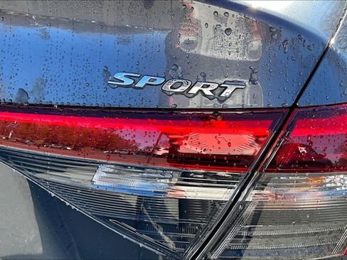 Used 2024 Honda Civic Sport image 24