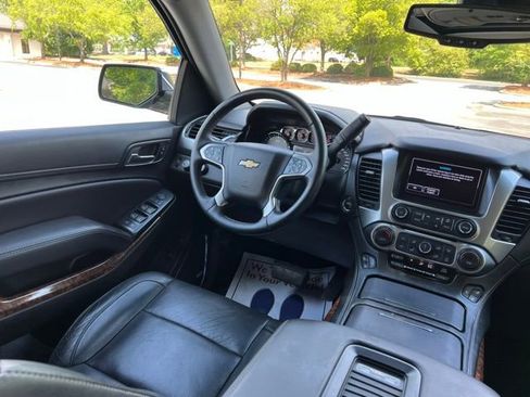 Used 2017 Chevrolet Tahoe Premier AWD/4WD image 31