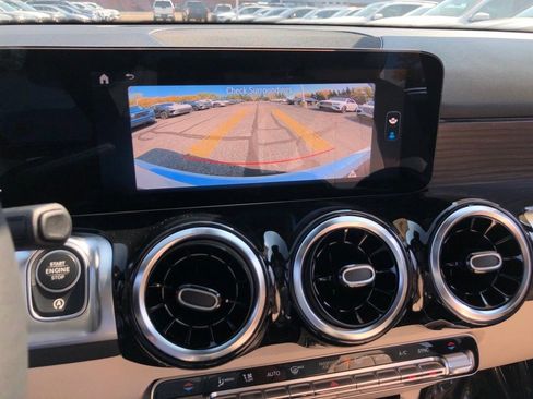 New 2026 Mercedes-Benz GLB 250 4MATIC image 25