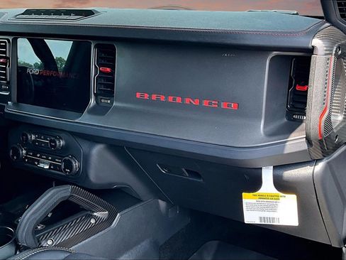 Used 2025 Ford Bronco Raptor AWD/4WD image 17
