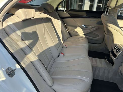 Used 2019 Mercedes-Benz S 560 4MATIC Sedan image 43