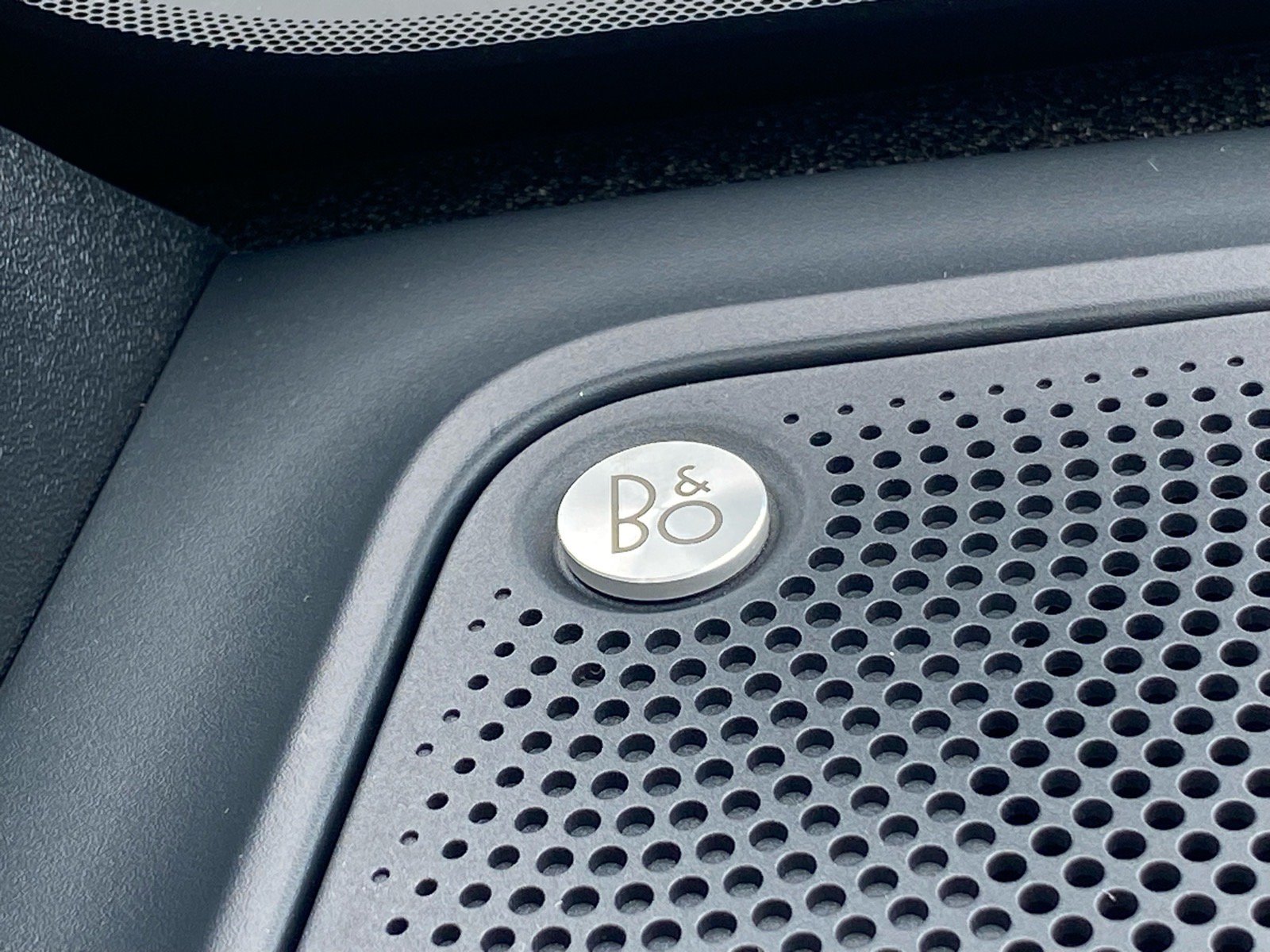 New 2026 Ford Bronco Raptor w/ Interior Carbon Fiber Pack AWD/4WD image 16
