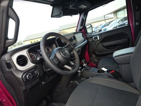 Used 2024 Jeep Wrangler Sport S image 14