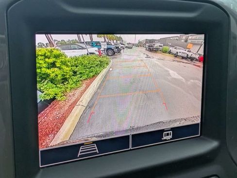 Used 2022 Chevrolet Silverado 1500 Custom AWD/4WD image 19