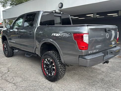 Used 2019 Nissan Titan PRO-4X AWD/4WD image 3