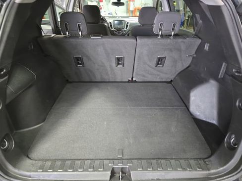 Used 2018 Chevrolet Equinox LT image 14