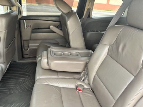Used 2012 Honda Odyssey EX-L image 17