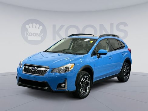 Used 2017 Subaru Crosstrek 2.0i Premium w/ Moonroof Package image 1