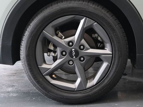 Used 2025 Kia K4 FWD image 9