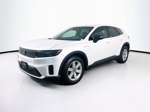 Used 2025 Honda Prologue EX image 3