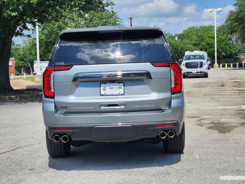Used 2023 GMC Yukon XL Denali Ultimate AWD/4WD image 35