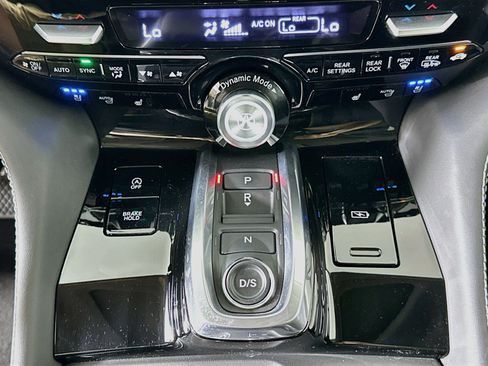 Used 2023 Acura MDX SH-AWD w/ Advance Package image 25