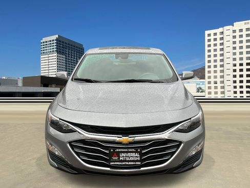 Used 2024 Chevrolet Malibu LT image 2