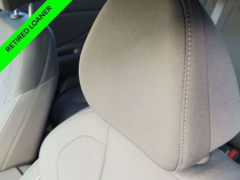 New 2025 Hyundai Elantra SEL image 13