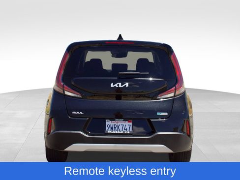 Used 2025 Kia Soul EX FWD image 7