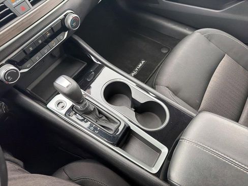 Used 2024 Nissan Altima 2.5 SV image 20