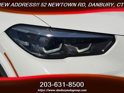 Used 2021 BMW X5 xDrive40i w/ M Sport Package AWD/4WD image 10