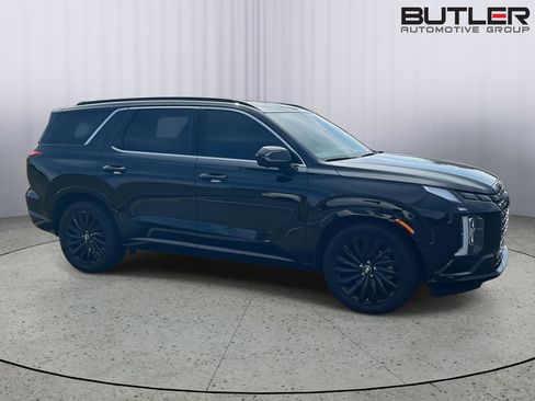 Used 2025 Hyundai Palisade Calligraphy image 6