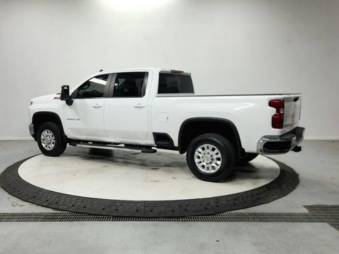 Used 2023 Chevrolet Silverado 2500 LT w/ Convenience Package AWD/4WD image 6