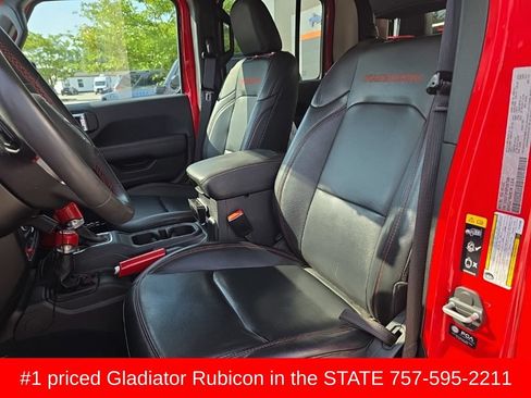 Used 2023 Jeep Gladiator Rubicon w/ LED Lighting Group AWD/4WD image 11