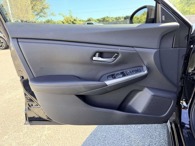 Used 2022 Nissan Sentra SR w/ Electronics Package FWD image 14