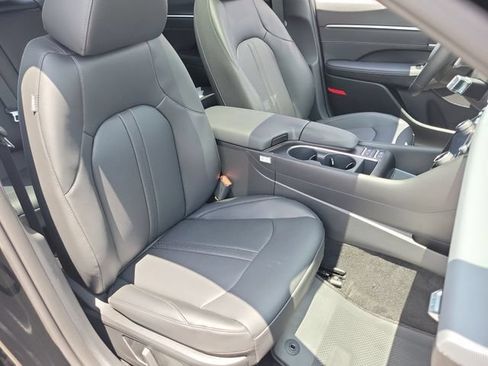 New 2026 Hyundai Sonata Limited FWD image 24