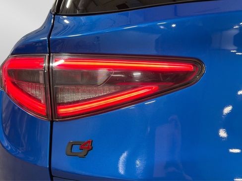 Used 2021 Alfa Romeo Stelvio Ti Sport AWD/4WD image 50
