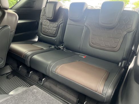 New 2025 Nissan Armada Platinum w/ Convenience Package image 26