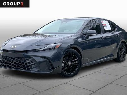 Used 2025 Toyota Camry SE w/ Convenience Package