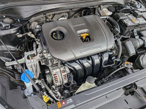 Used 2023 Kia Forte LXS image 21