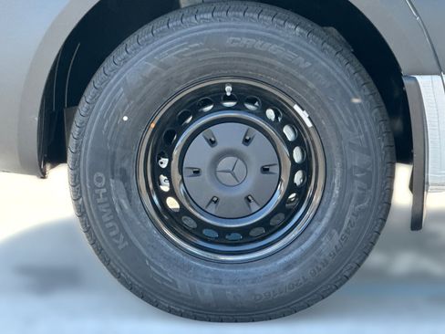 New 2026 Mercedes-Benz Sprinter 2500 image 11