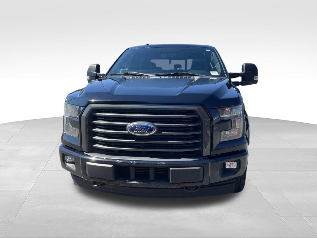 Used 2017 Ford F150 XLT w/ Equipment Group 302A Luxury AWD/4WD image 9
