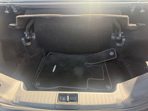 Used 2013 Mercedes-Benz SL 550 image 23