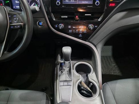 Used 2023 Toyota Camry LE w/ Convenience Package FWD image 20