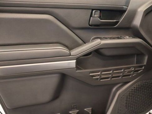 New 2026 Toyota Tacoma SR5 RWD image 9